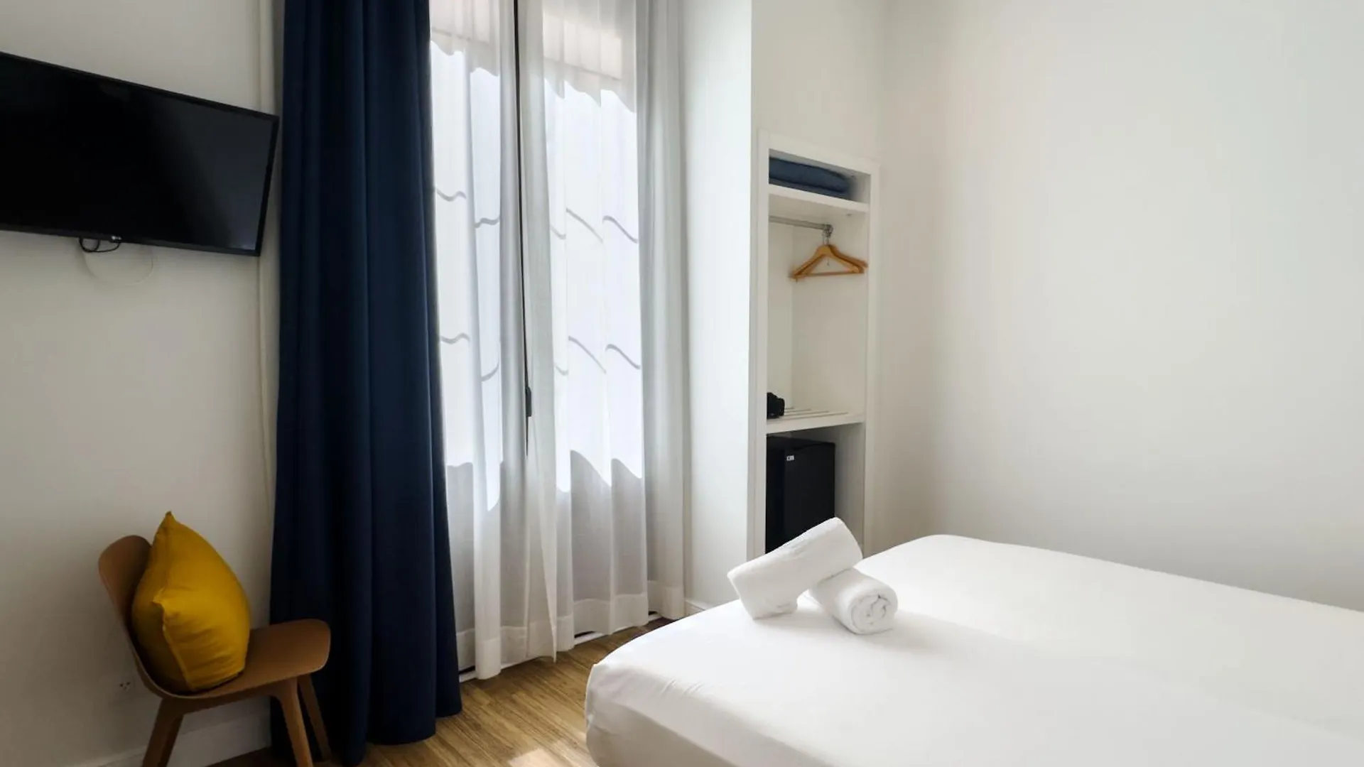 Hotel Som Nit Born Barcellona 3*,  Spagna