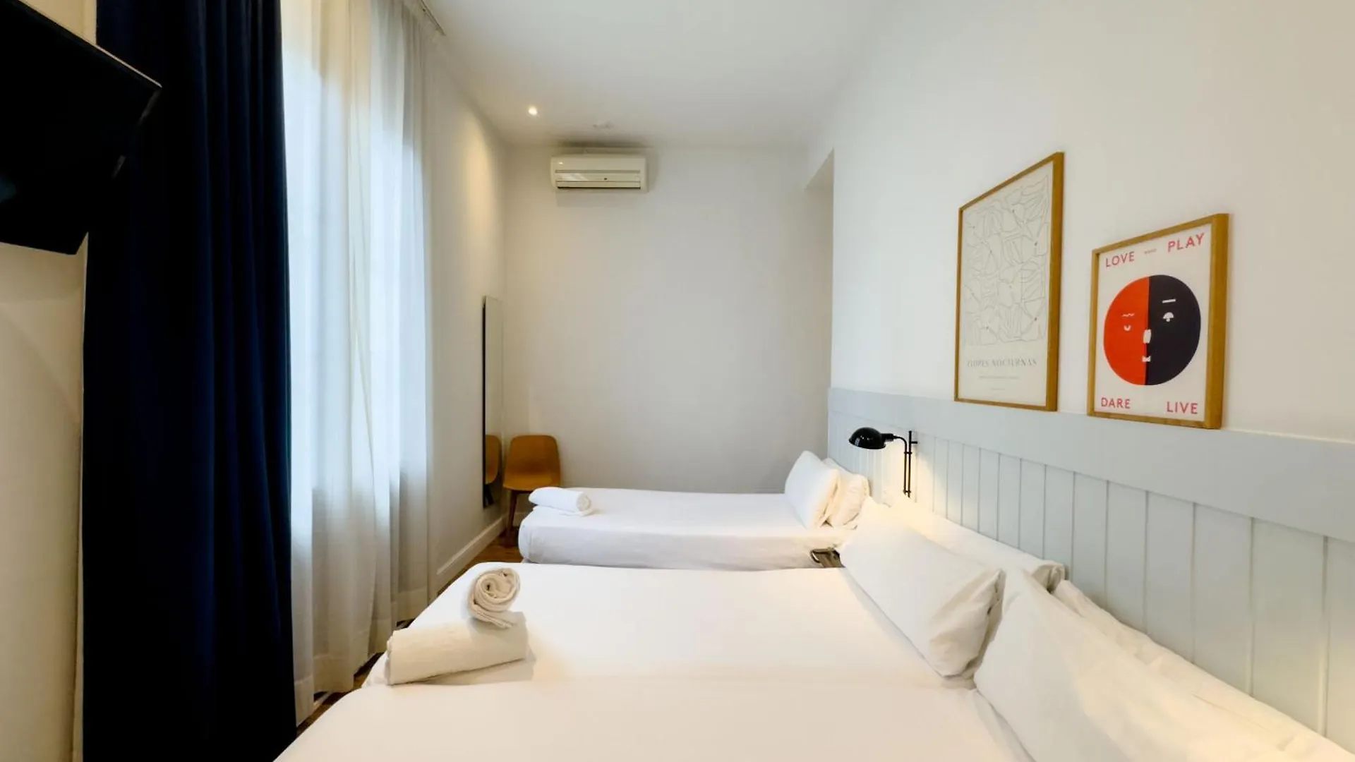 Som Nit Born Hotel Barcelona