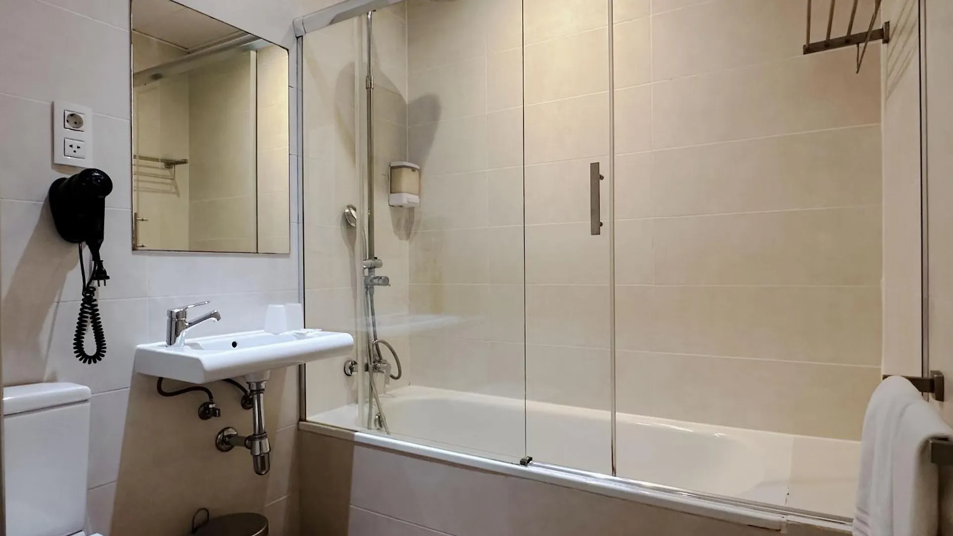*** Guest house Som Nit Born Hotel Barcelona Spain