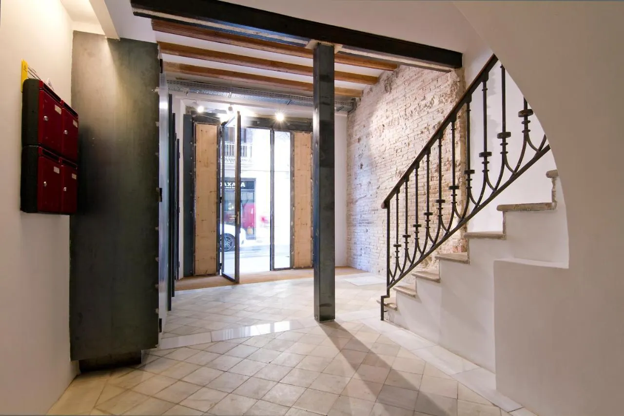 Som Nit Born Hotel Barcelona